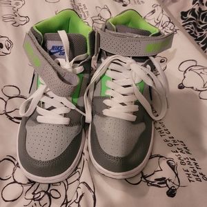 Nike sneakers high tops